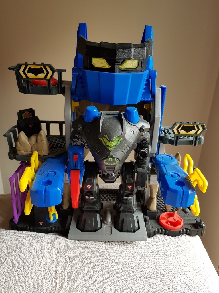 robo batcave playset
